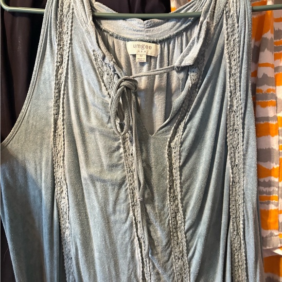 Women's Blue Sleeveless Top - Picture 4 of 5